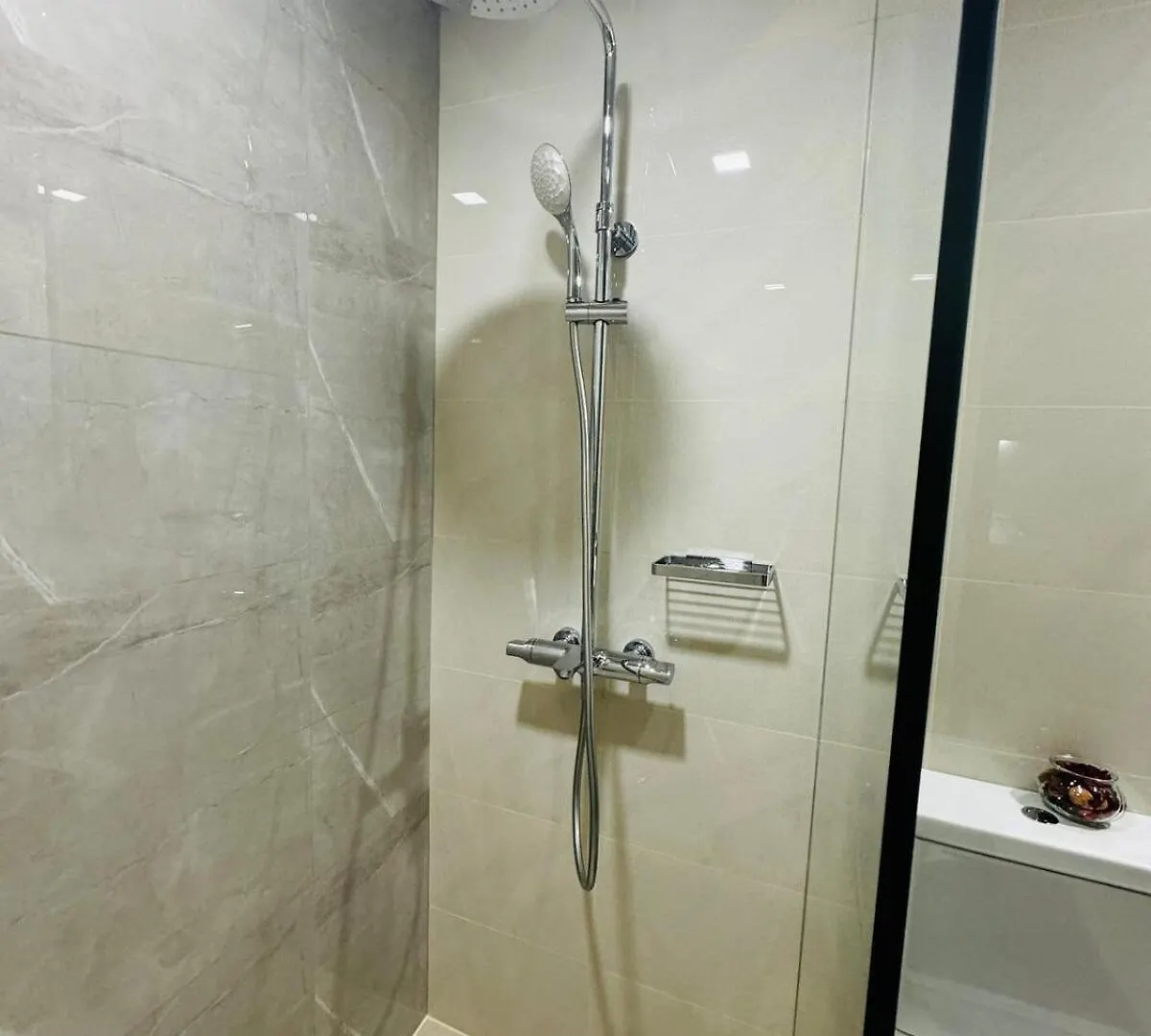 Cozy 1Br At Park Mckinley West Near Bgc & Venice Mall Manila Philippines