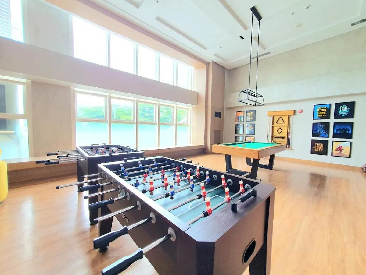 Cozy 1Br At Park Mckinley West Near Bgc & Venice Mall Manila 0*,  Philippines