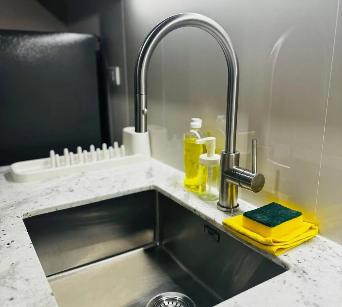 Cozy 1Br At Park Mckinley West Near Bgc & Venice Mall Manila